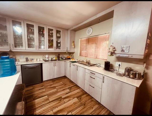 3 BEDROOM HOUSE FOR SALE IN DANVILLE